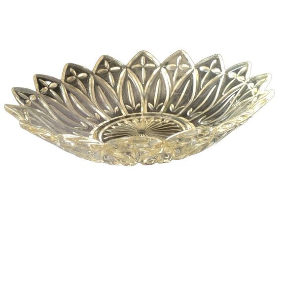 Vintage Federal Large Glass Petal Serving Platter Bowl- Classic Elegance for You - Picture 9 of 11